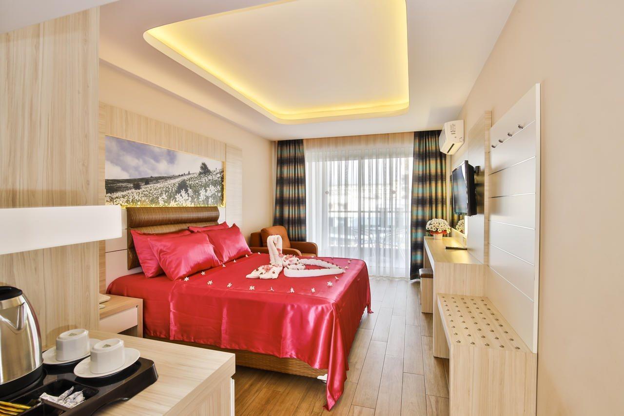 Konakli Nergis Hotel Alanya Exteriör bild
